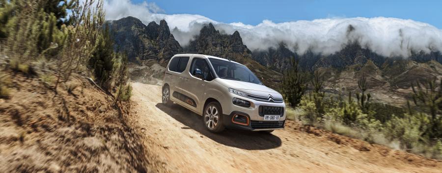  Citroen Berlingo Multispace XTR 2018 года  (фото 2 из 41)